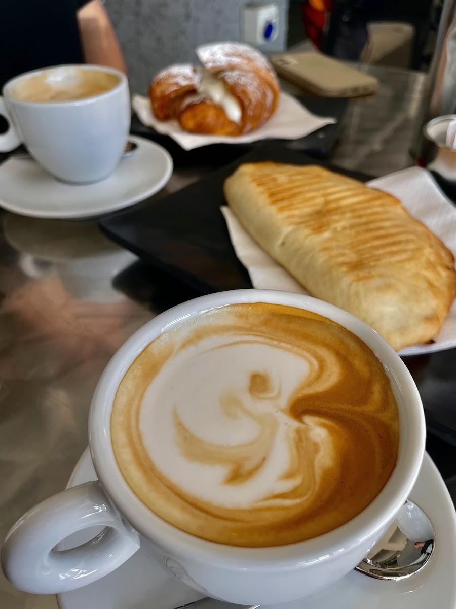 Agorà Caffè Bracciano Photos 2